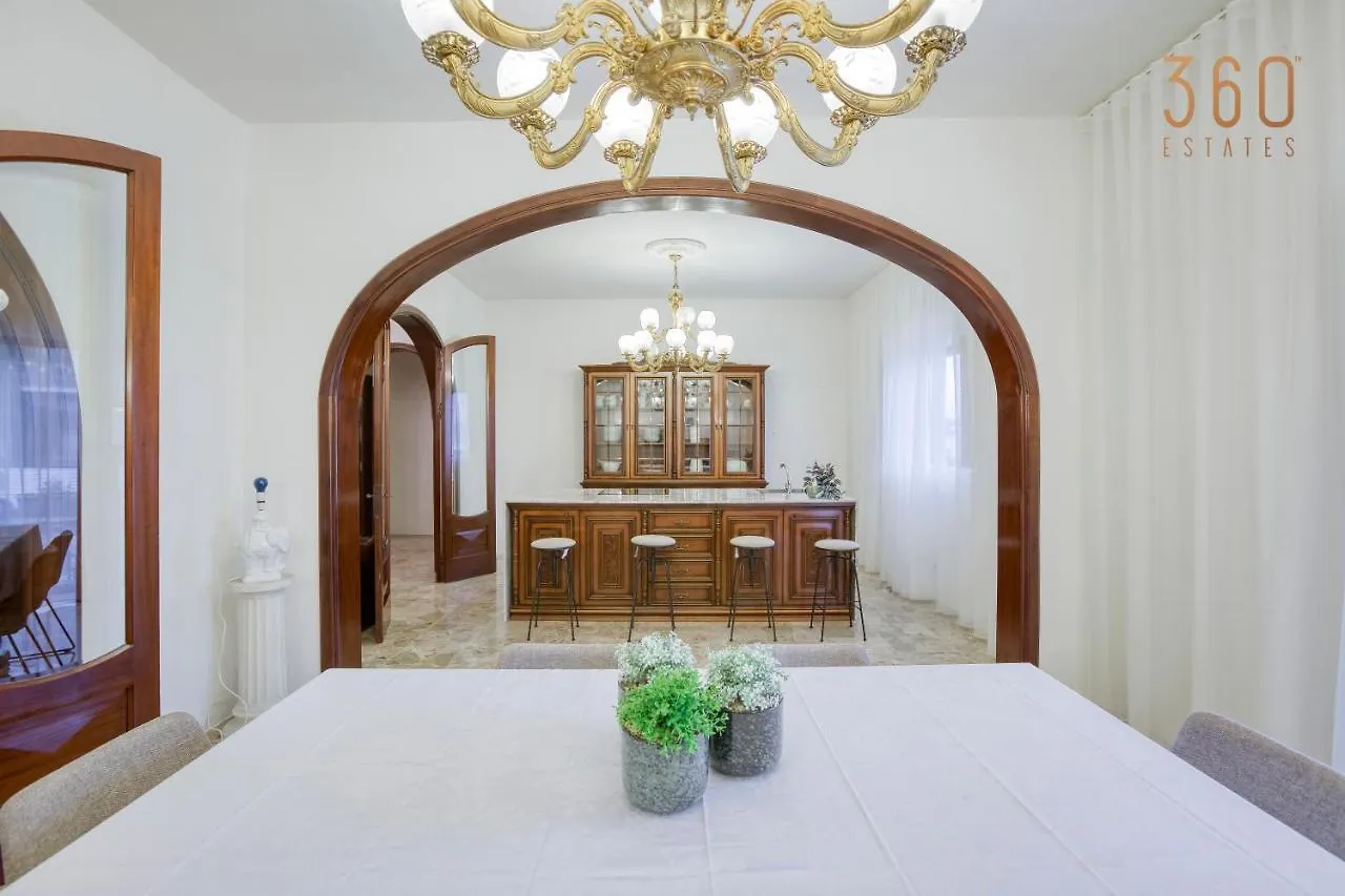 Spacious 4Br Oasis In The Heart Of St. Julians By 360 Estates San Giuliano Malta